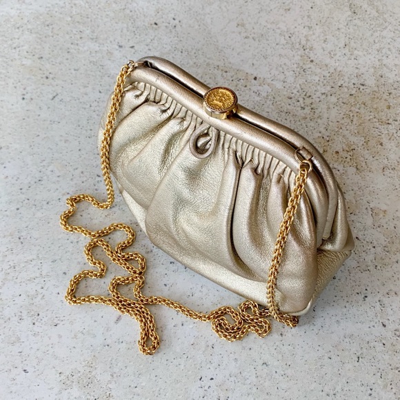 ✨ VINTAGE CHANEL Gold Leather Bag Purse 80’s - Picture 1 of 8